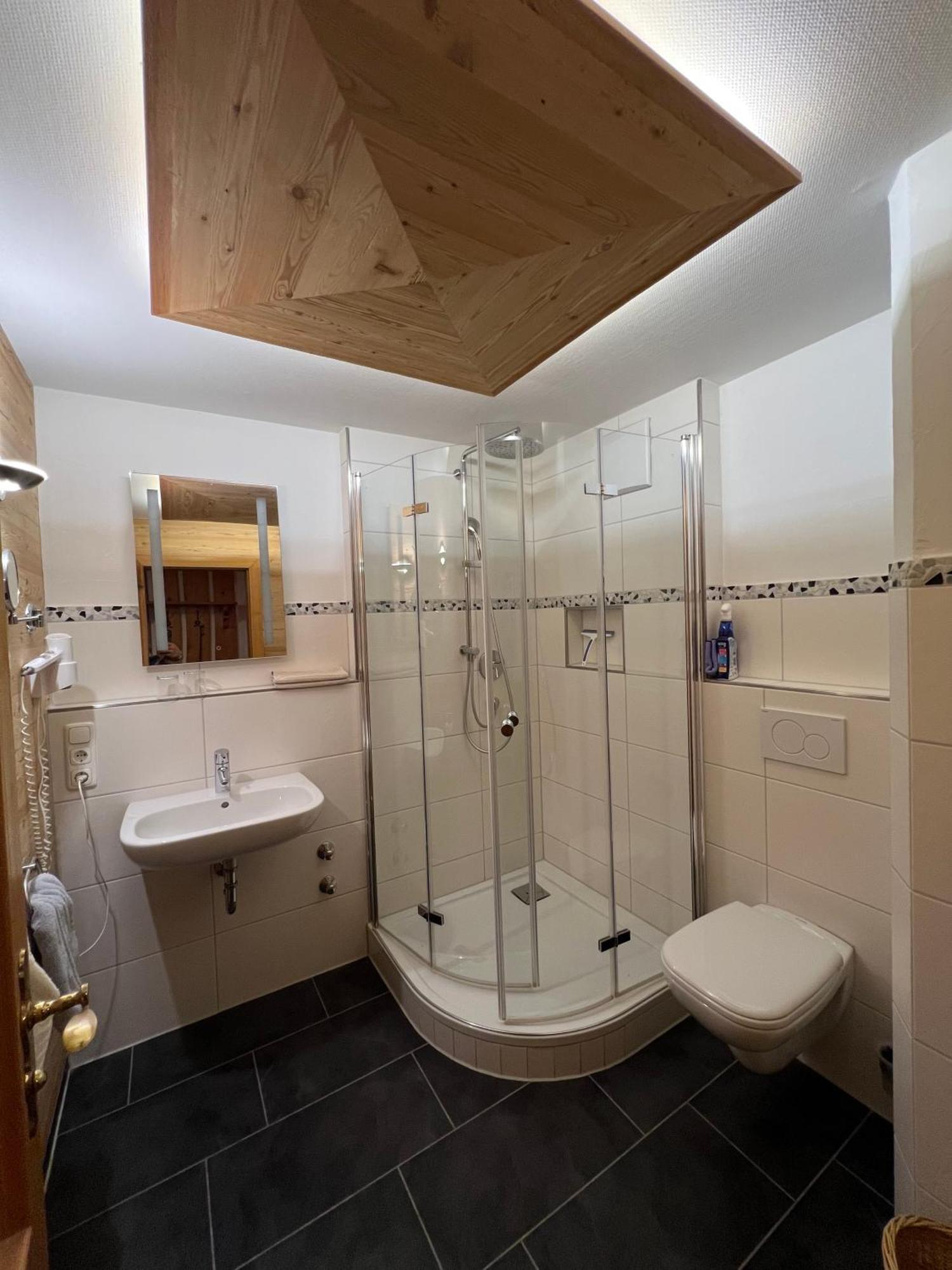Gaestehaus Renn - Zentral In Appartement